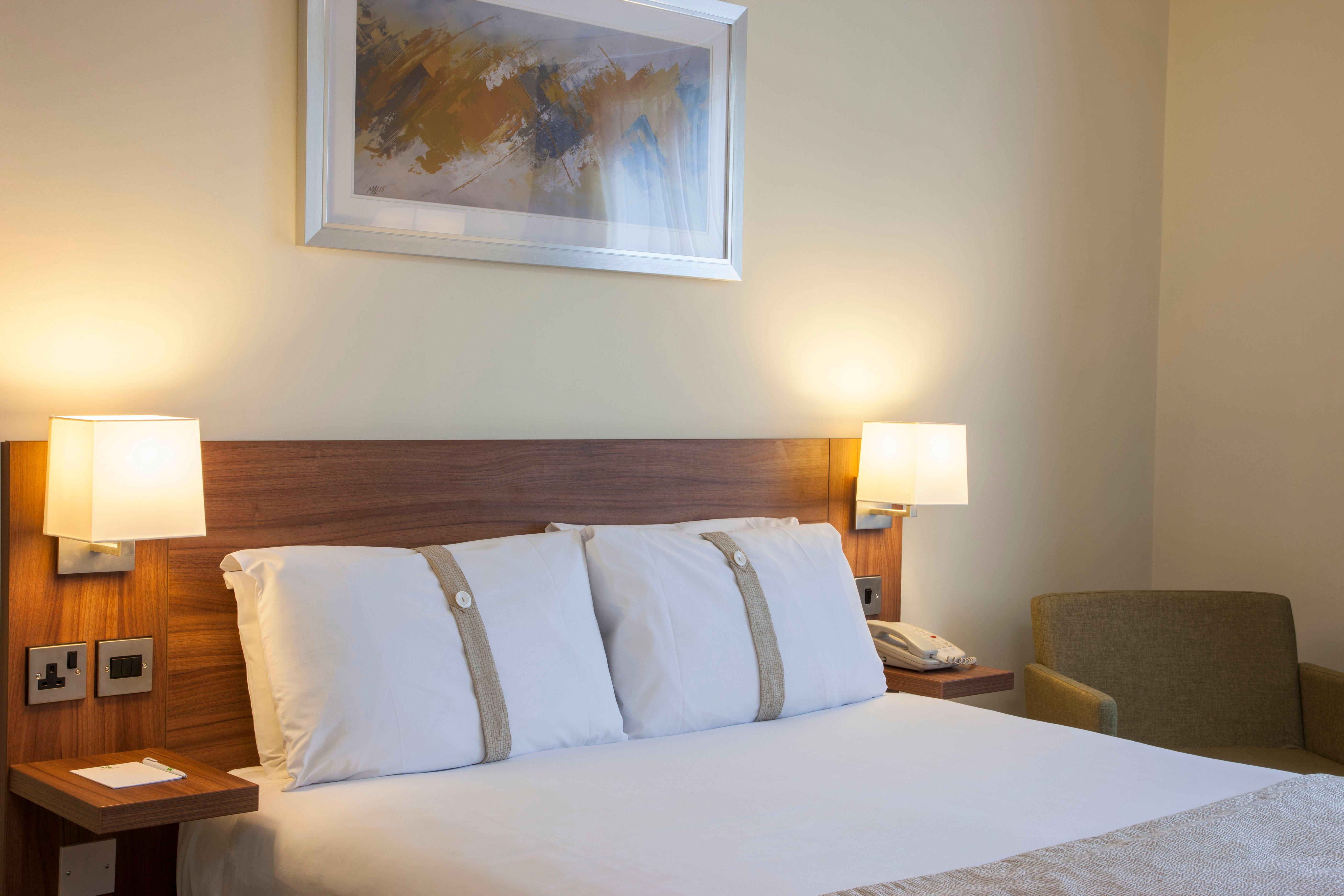 Holiday Inn Leeds Brighouse By Ihg Экстерьер фото