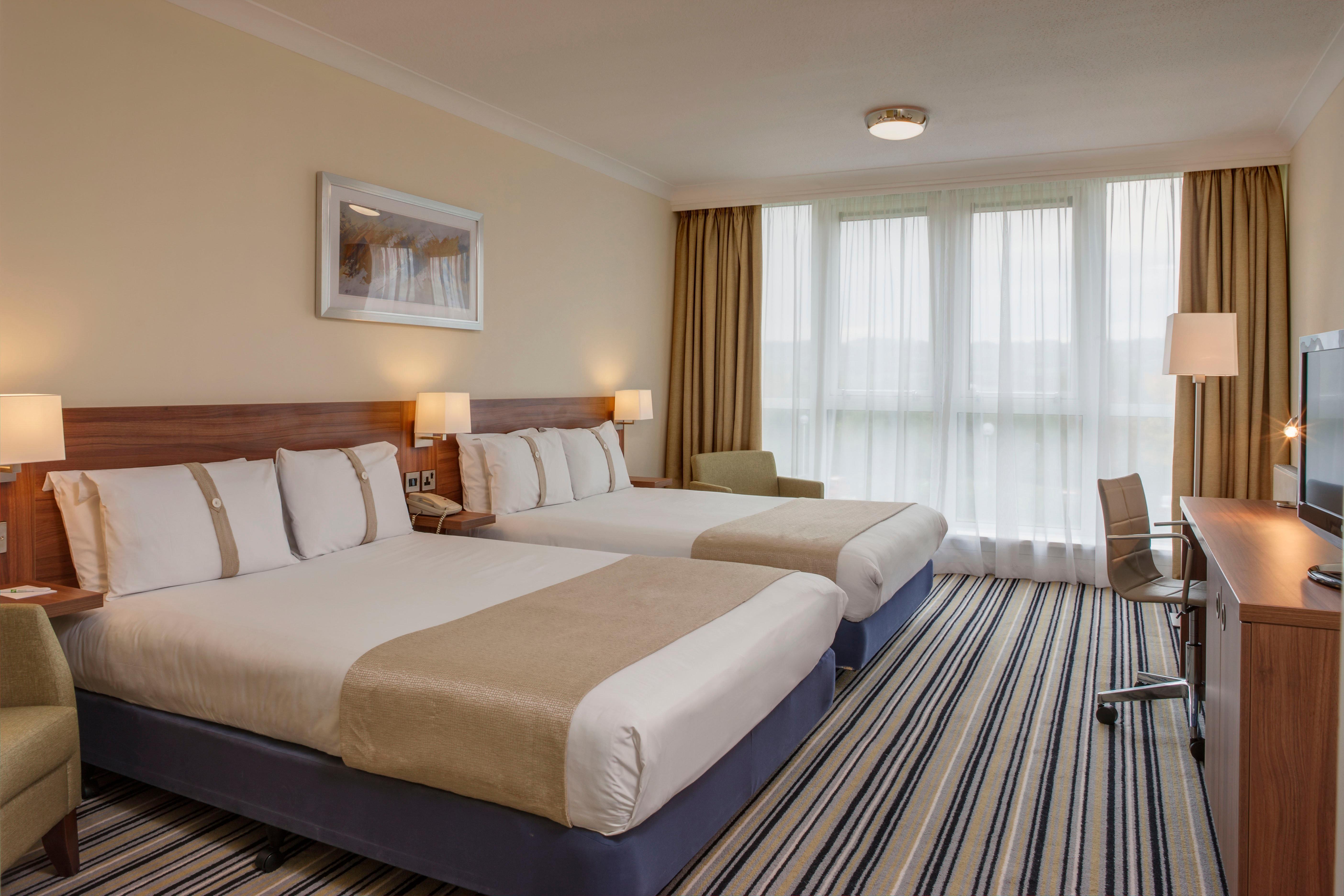 Holiday Inn Leeds Brighouse By Ihg Экстерьер фото